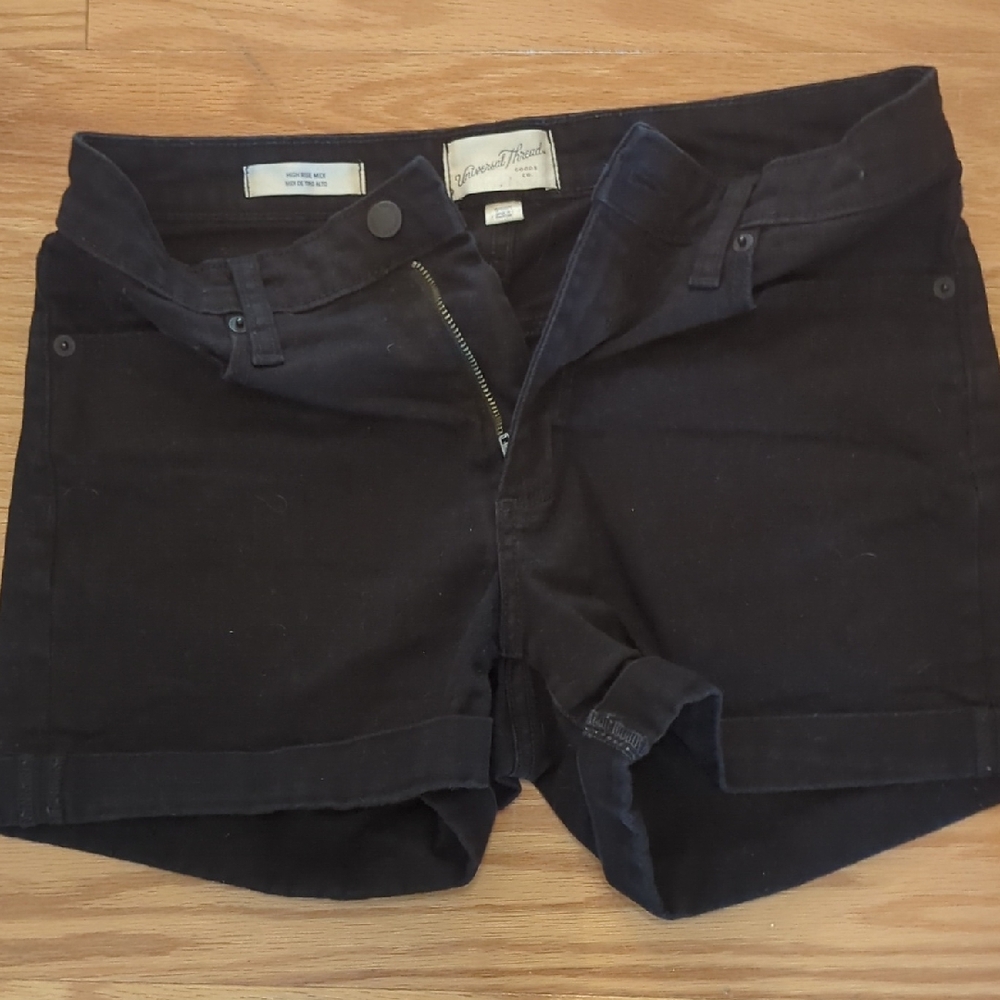 Universal Thread Black Jean Shorts